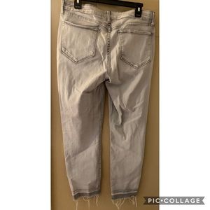 Light grey frayed jeans